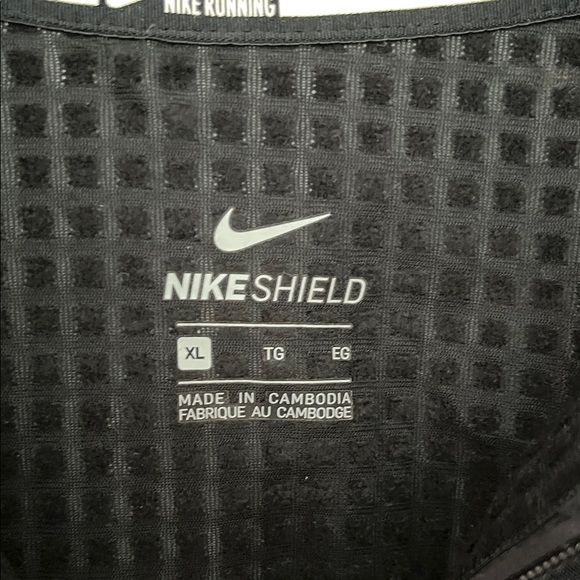Nike Black Lightweight Running Jacket - Picture 5 of 6